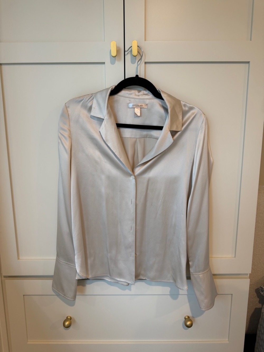 Banana Republic Silk Champagne Button-Front Blouse
